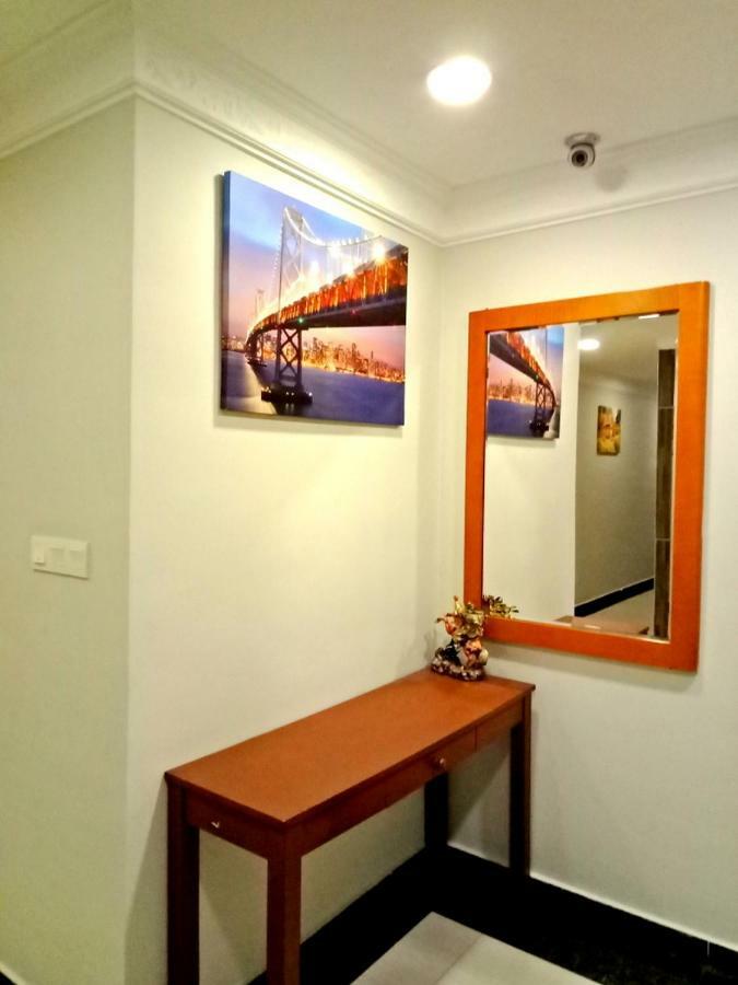 อีซี โฮเต็ล แอท อัมปัง Hotel Batu Empat ภายนอก รูปภาพ