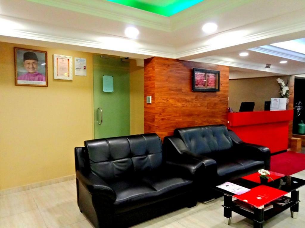 อีซี โฮเต็ล แอท อัมปัง Hotel Batu Empat ภายนอก รูปภาพ