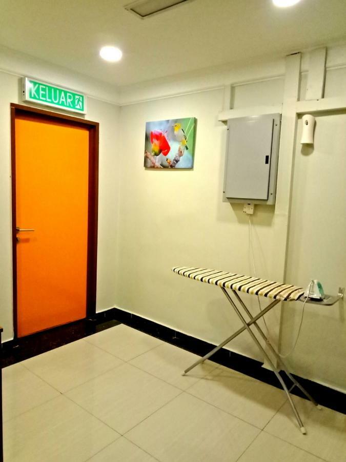 อีซี โฮเต็ล แอท อัมปัง Hotel Batu Empat ภายนอก รูปภาพ