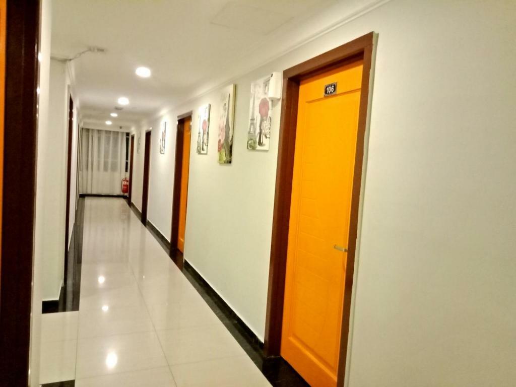 อีซี โฮเต็ล แอท อัมปัง Hotel Batu Empat ภายนอก รูปภาพ